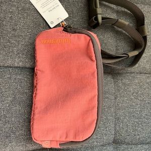 Lululemon mini belt bag